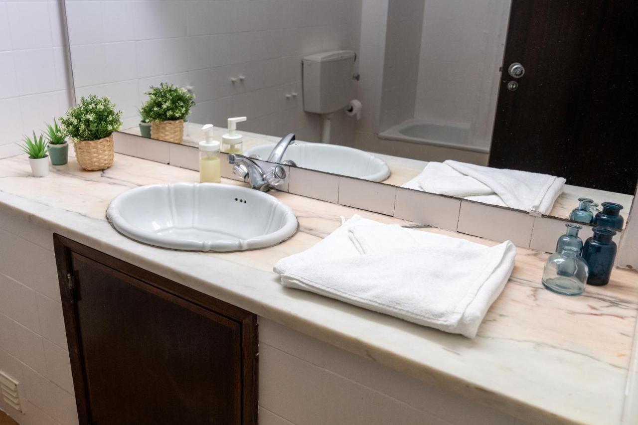 Balili Private Apartment Ferrel  Luaran gambar