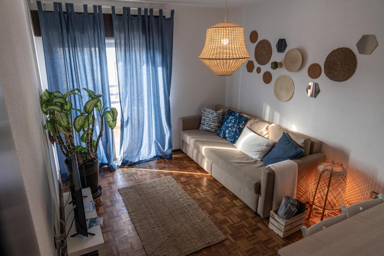 Balili Private Apartment Ferrel  Luaran gambar